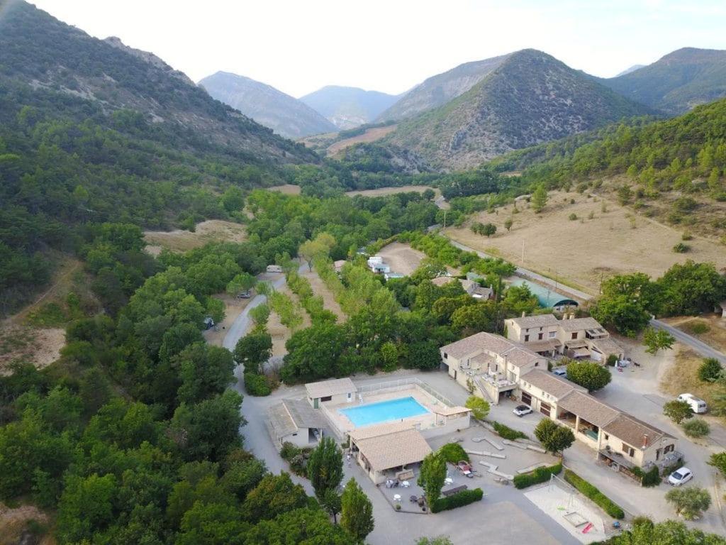 Camping Le Chambron Condorcet Exterior photo